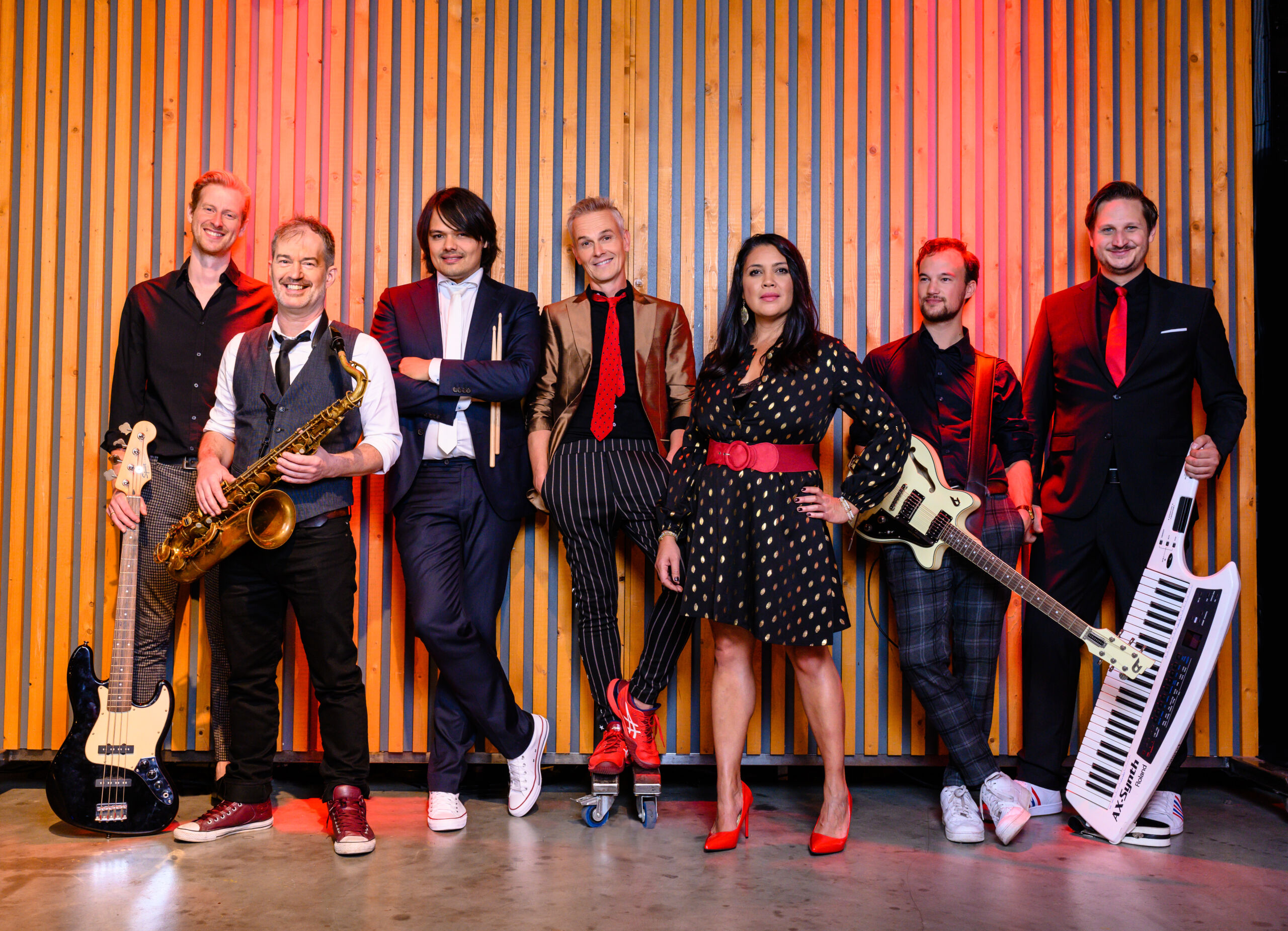 xplo hermeshouseband 041021 074.1 edit internet scaled